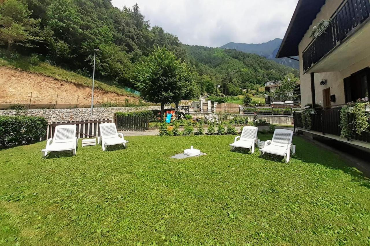 Ca' Albano Apartment Mezzolago Bagian luar foto