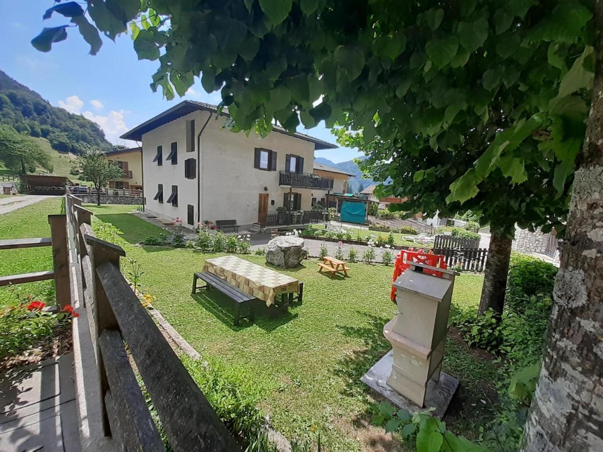 Ca' Albano Apartment Mezzolago Bagian luar foto