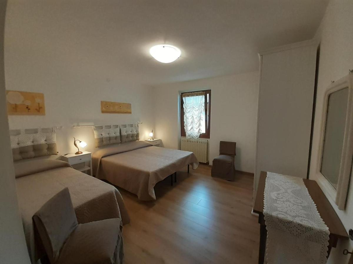 Ca' Albano Apartment Mezzolago Bagian luar foto