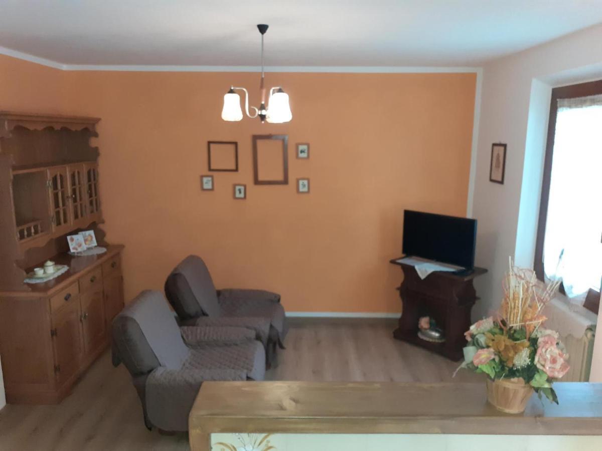 Ca' Albano Apartment Mezzolago Bagian luar foto